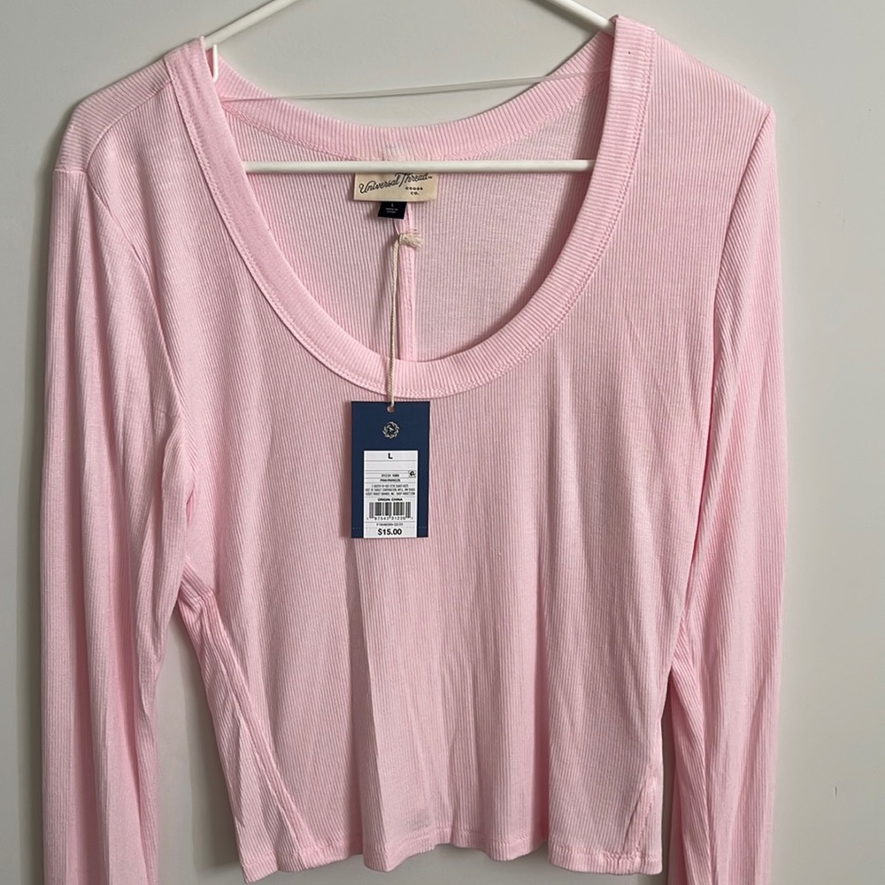 Universal thread pink top